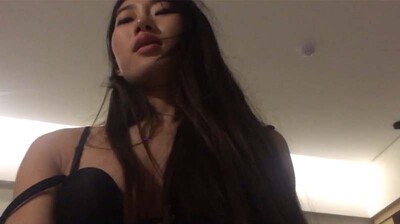 黑长直女神疯狂浪叫 淫荡呻吟让人欲罢不能